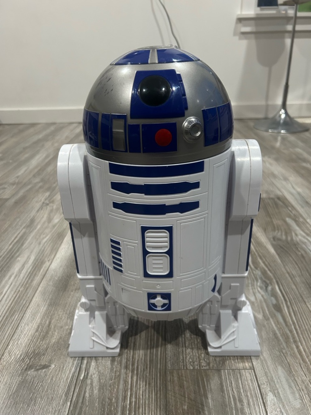 R2-D2 Star Wars Droid Figure - White & Blue
